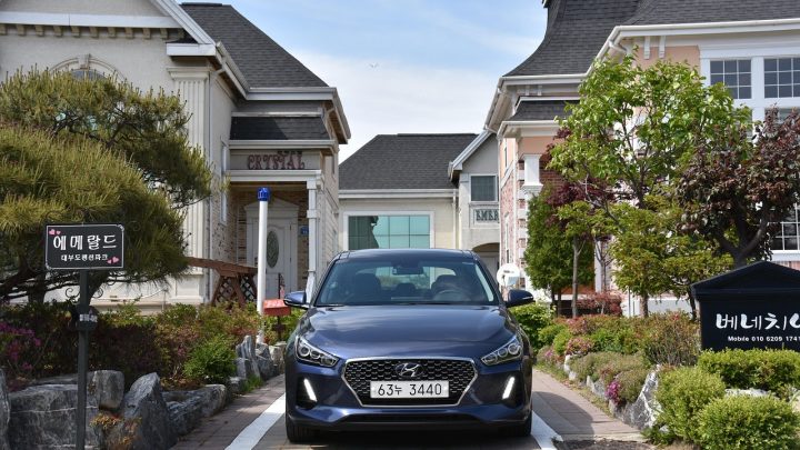 Cupra Tavascan: A Sharper, Sportier Take on the MEB Formula